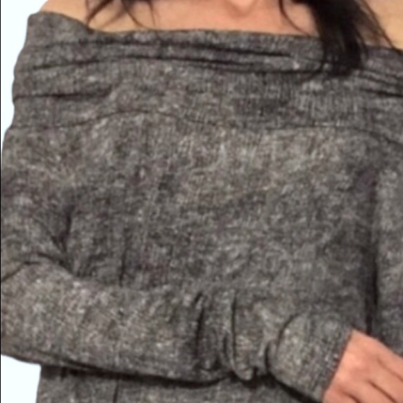 Gray Off The Shoulders Lined Tunic Top - Picture 5 of 6